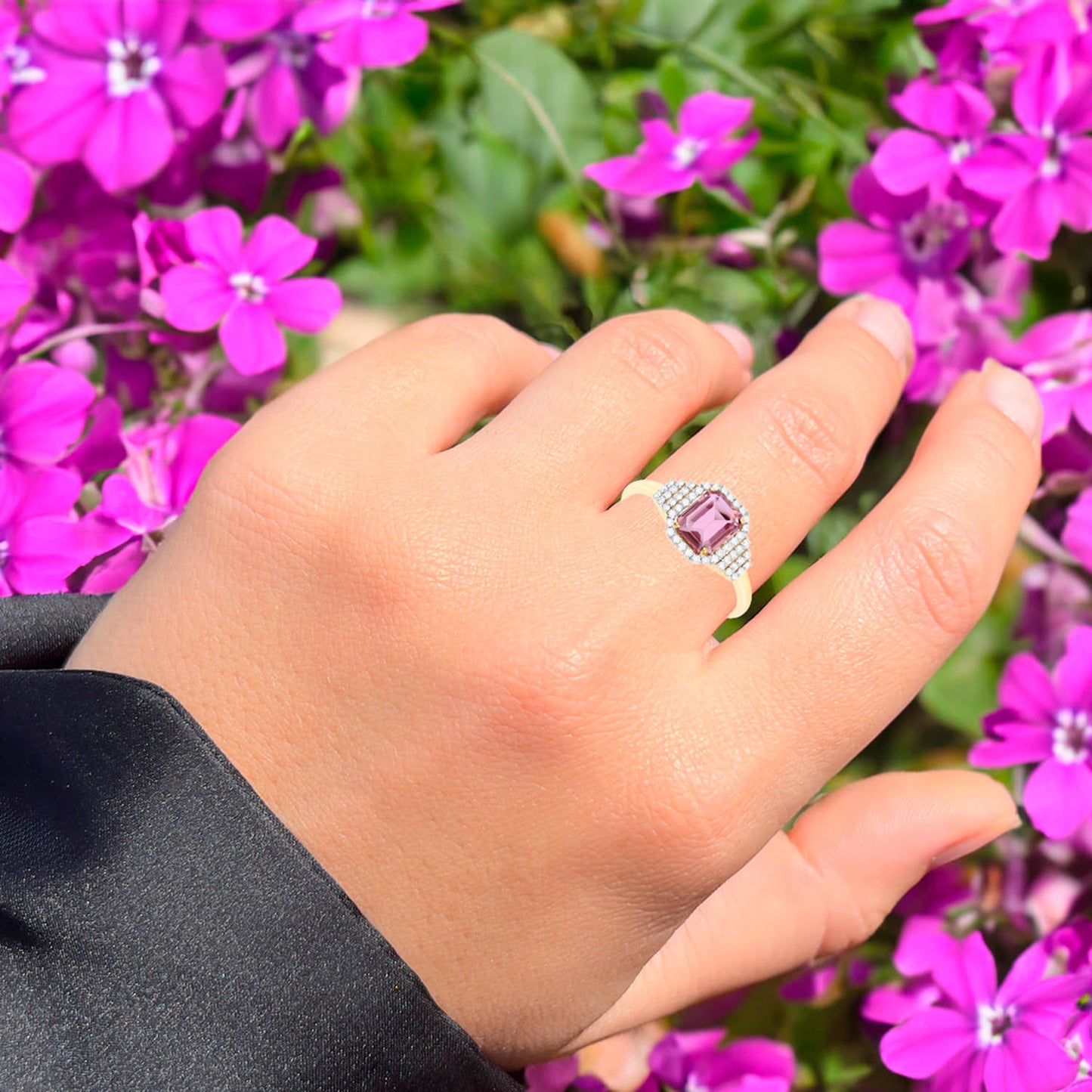 Pink Sapphire Ring Diamonds 1.32 Carats 14K Yellow Gold