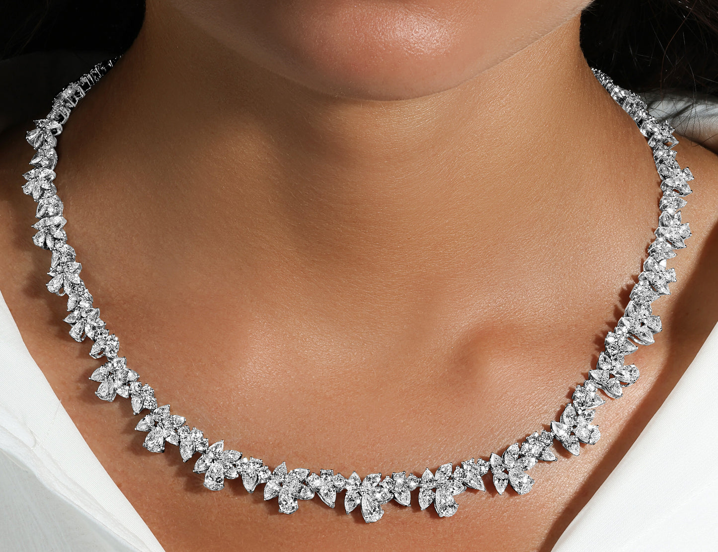 Important Mix Cut Diamond Necklace 34 Carats Total 18K White Gold