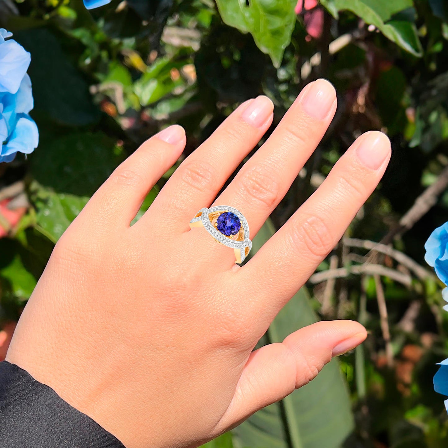 Tanzanite Ring With Diamonds 2.65 Carats 14K Yellow Gold