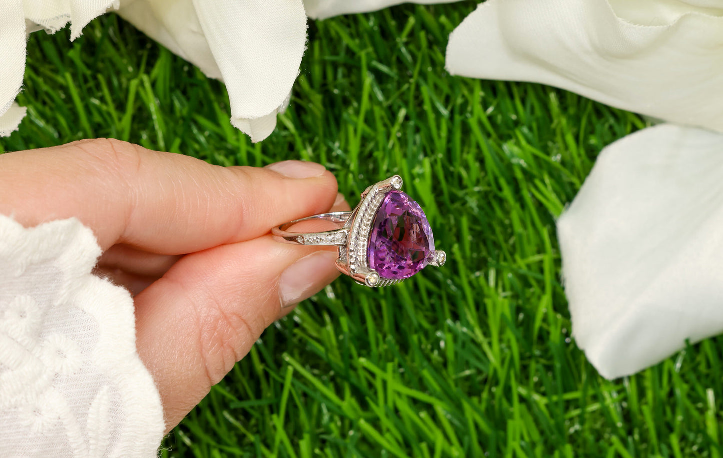 Trillion Cut 8.15 Carat Amethyst Ring With White Topaz