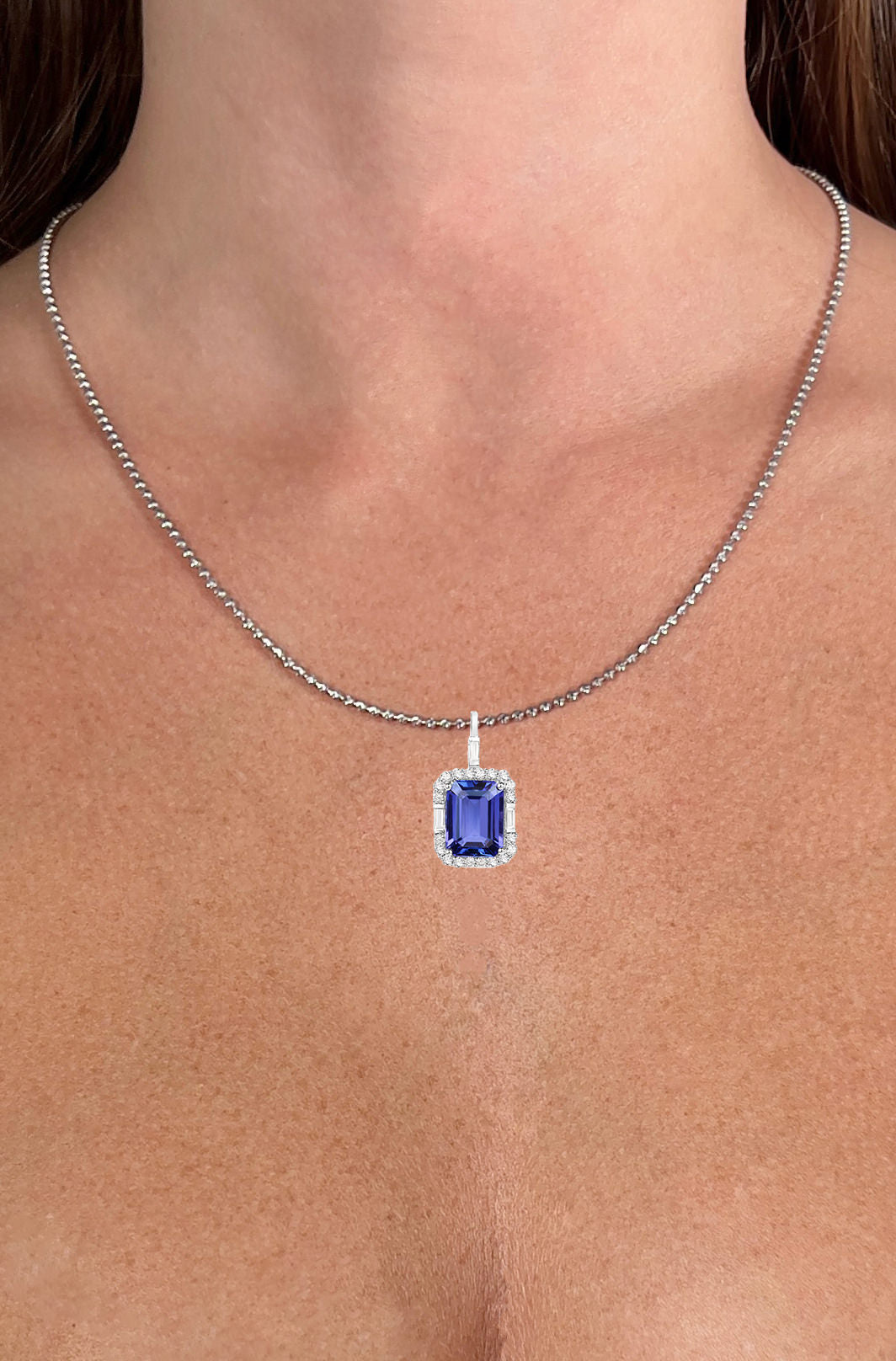 Tanzanite Pendant Necklace Diamond Halo 9 Carats 18K White Gold