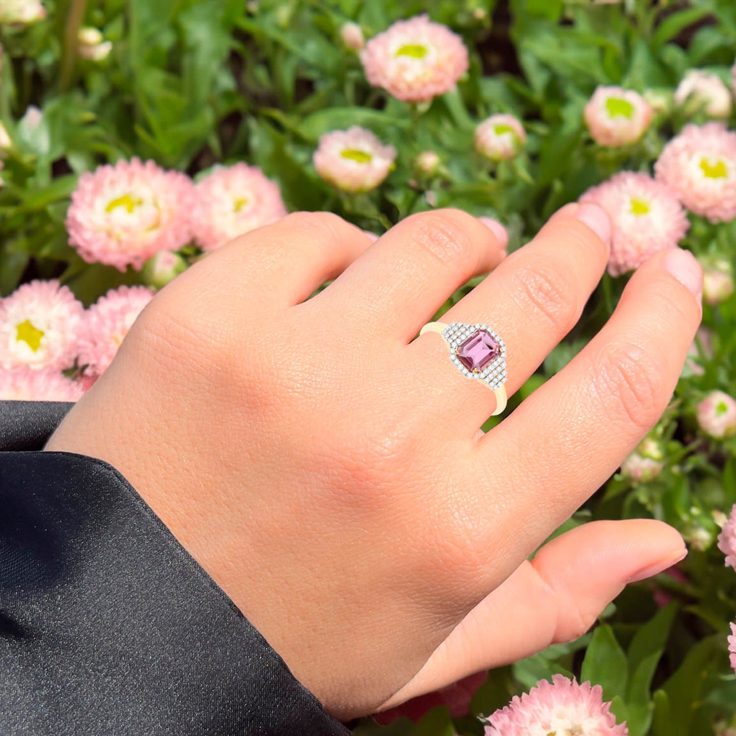 Pink Sapphire Ring Diamonds 1.32 Carats 14K Yellow Gold