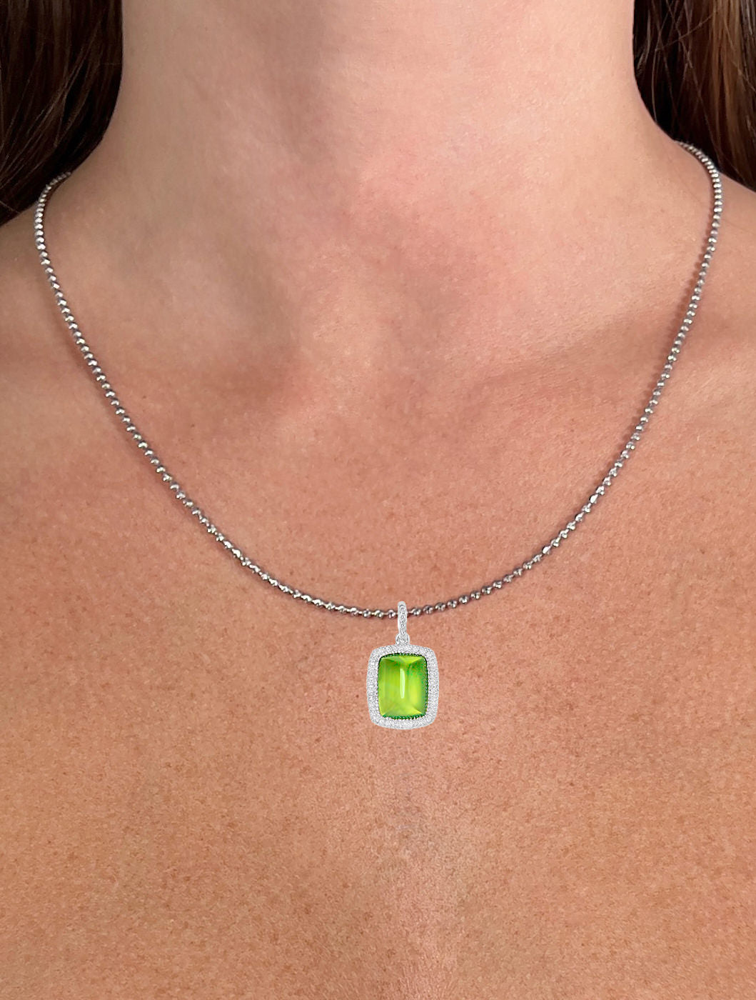 Prehnite Pendant Necklace With Diamonds 2.7 Carats 18K White Gold