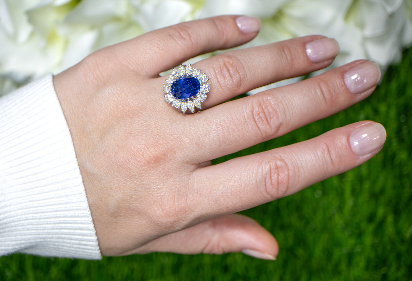 IDL Certified Ceylon Sapphire Ring Large Diamond Halo 6.26 Carats 18K Gold