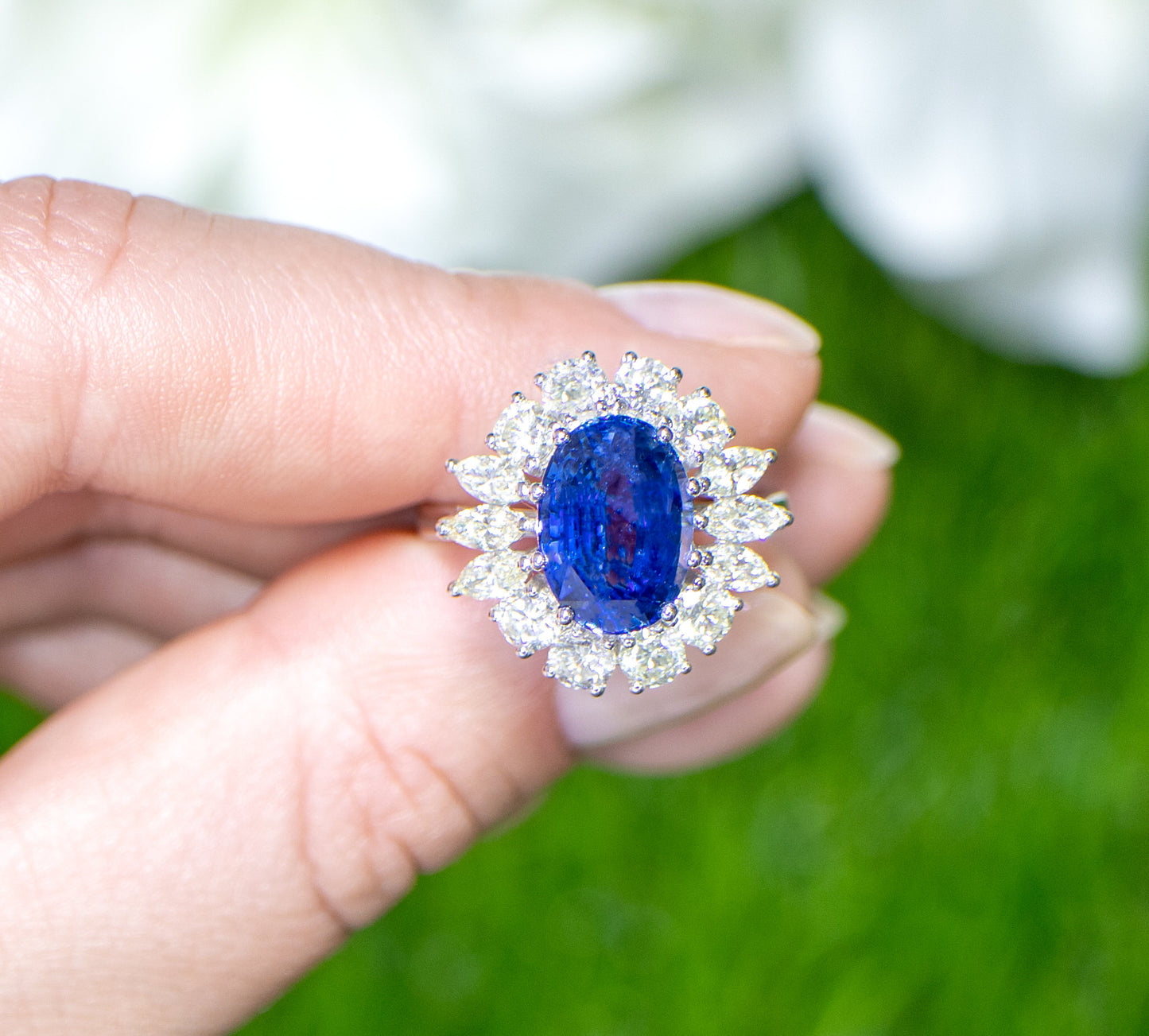 IDL Certified Ceylon Sapphire Ring Large Diamond Halo 6.26 Carats 18K Gold