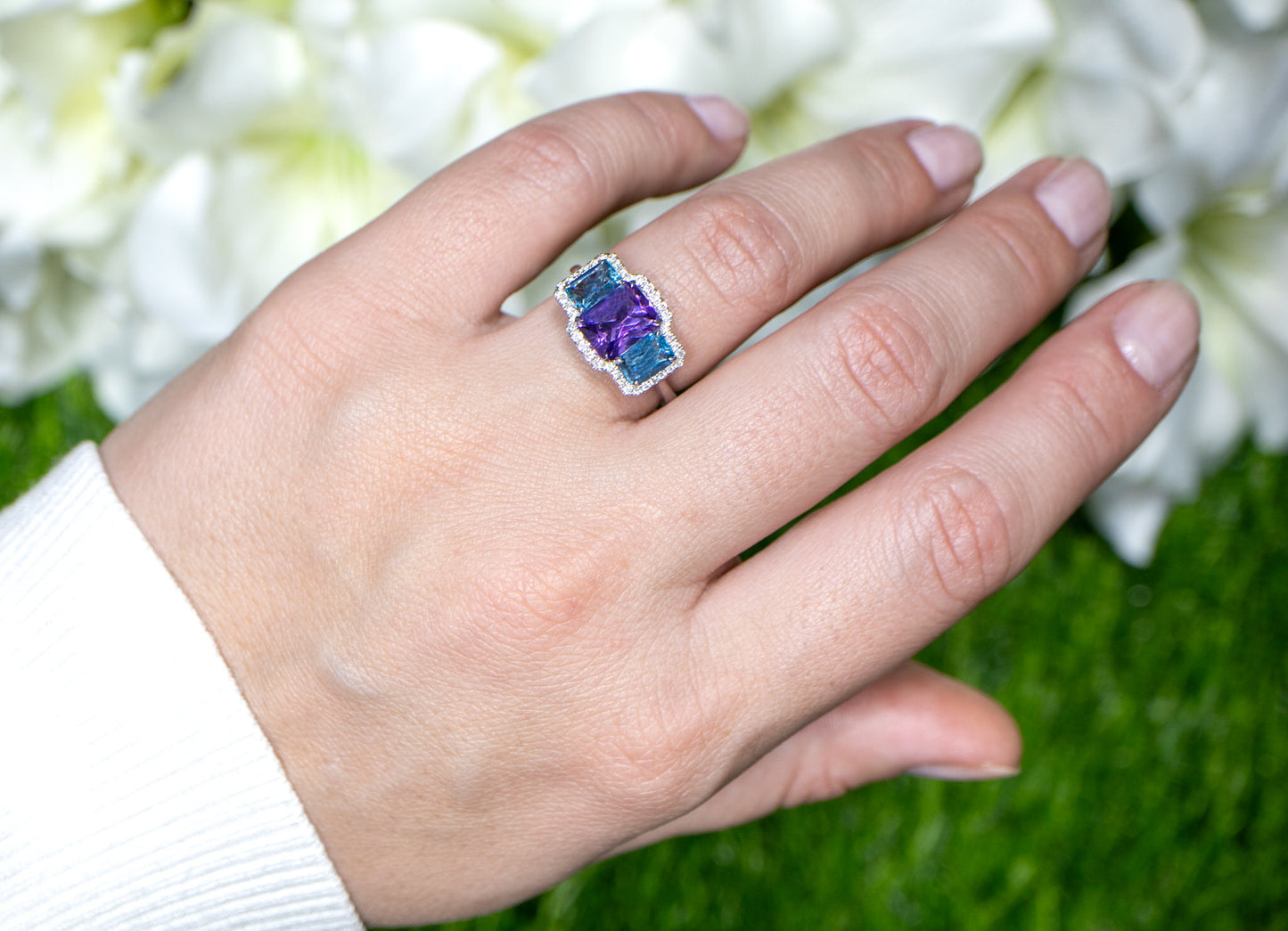 Amethyst and London Blue Topaz Three Stone Ring Diamond Setting 3.06 Carats 18K