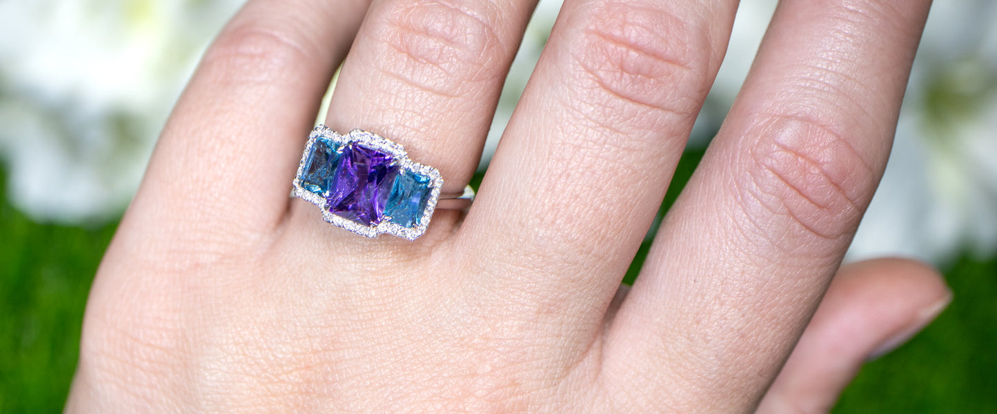 Amethyst and London Blue Topaz Three Stone Ring Diamond Setting 3.06 Carats 18K