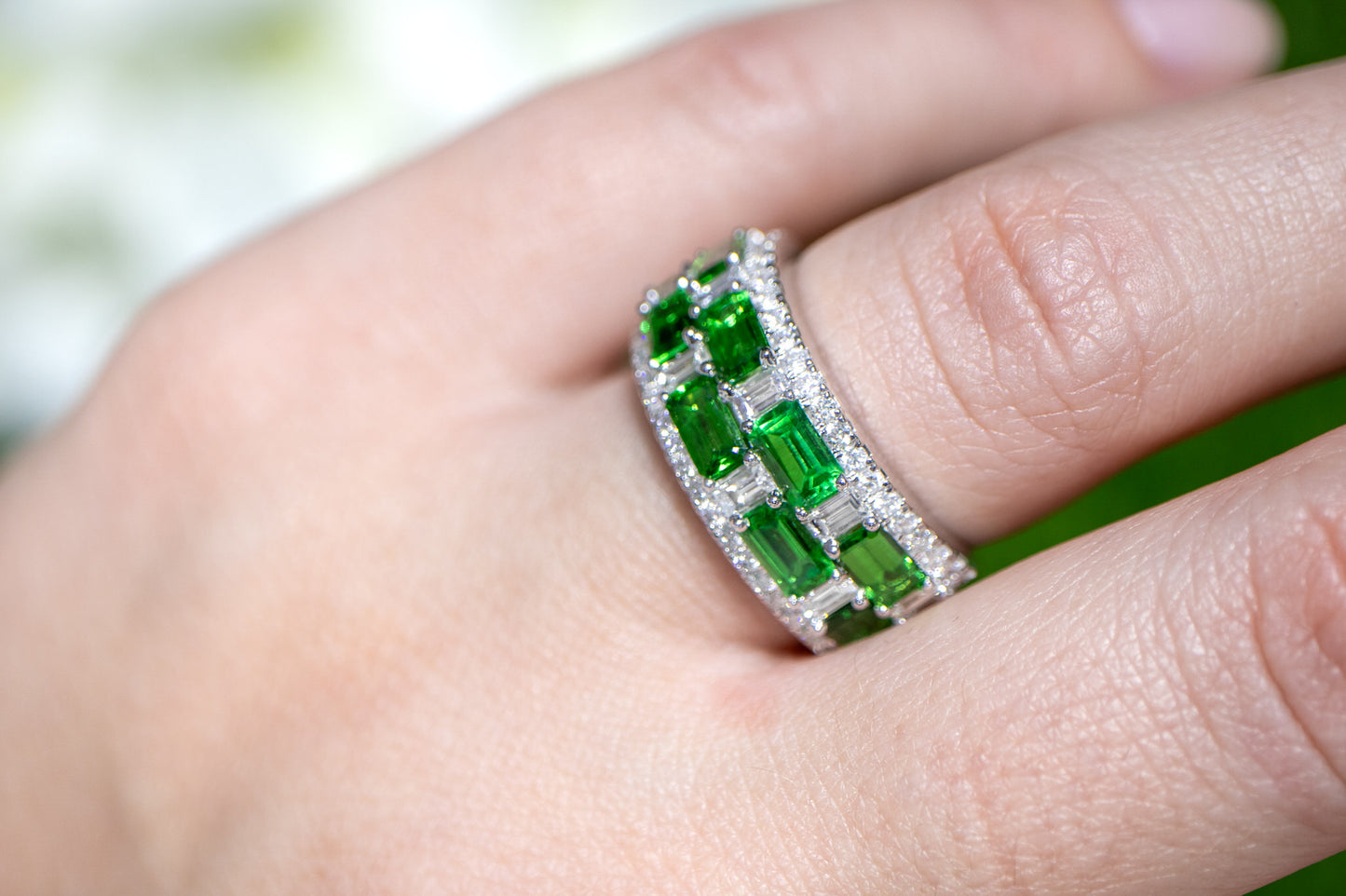 Tsavorite Band Ring With Diamonds 3.81 Carats 18K Gold