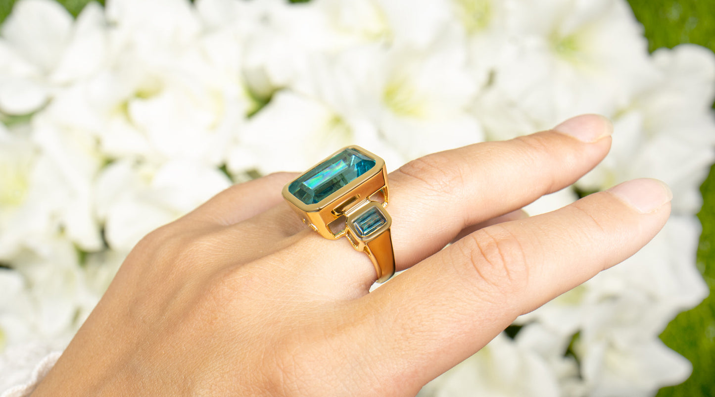 Paraiba Quartz Ring London Blue Topaz 17 Carats 18K Yellow Gold Plated Silver