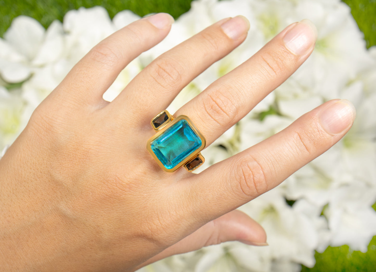 Paraiba Quartz Ring London Blue Topaz 17 Carats 18K Yellow Gold Plated Silver