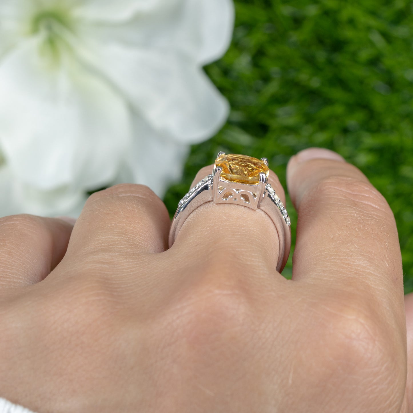 Citrine 3.88 Carat Solitaire Ring White Topaz Setting