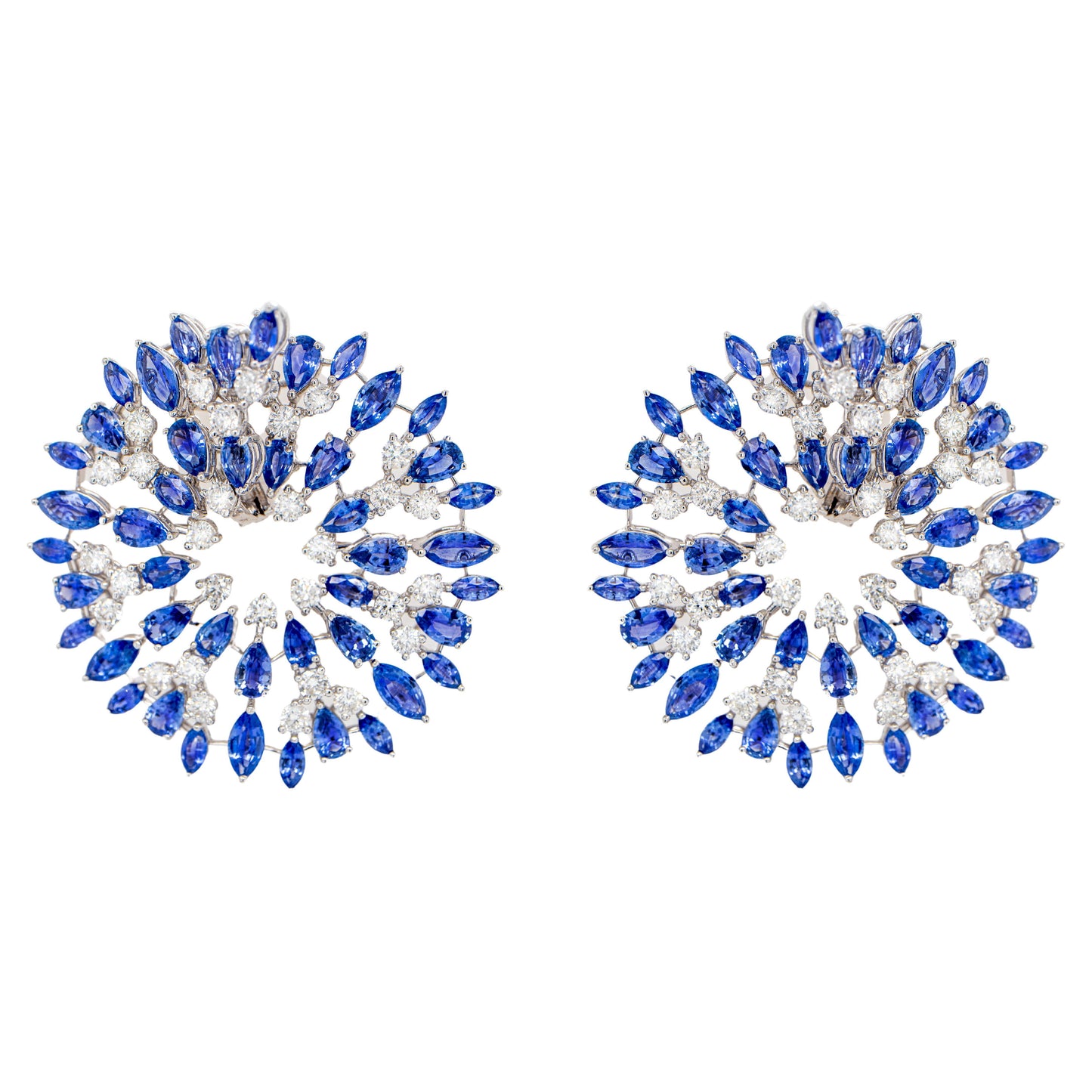 Important Blue Sapphire and Diamond Earrings 26 Carats 18K Gold