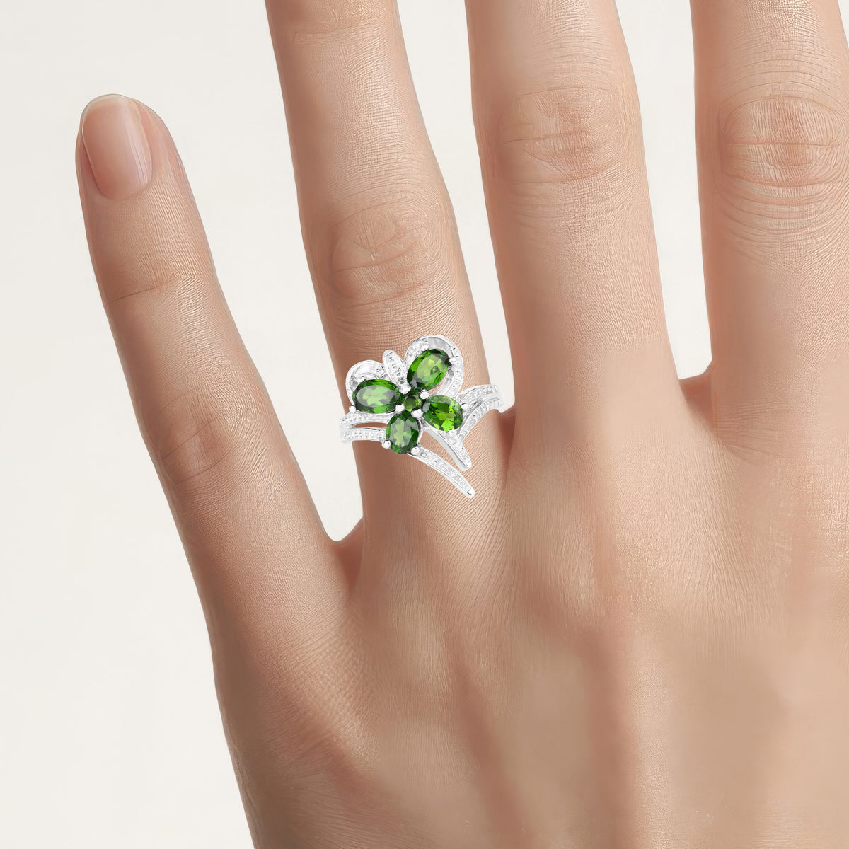 Chrome Diopside Butterfly Ring 1.58 Carats Sterling Silver