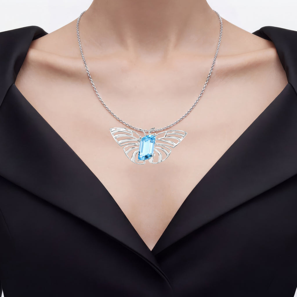 Swiss Blue Topaz Pendant 10.6 Carats Sterling Silver