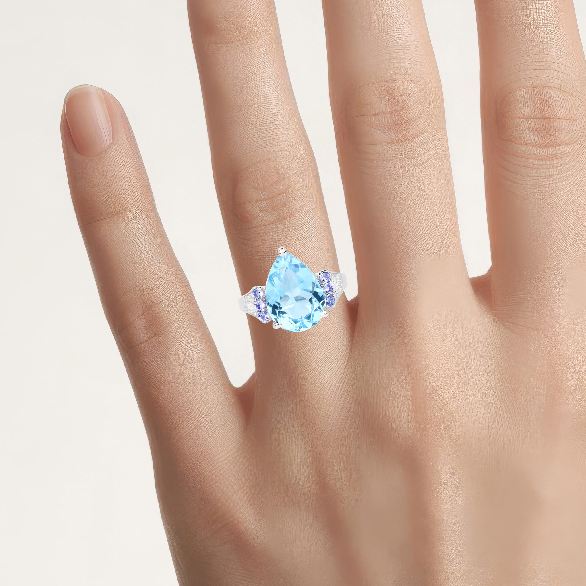 Swiss Blue Topaz Ring With Tanzanite 6.82 Carats Sterling Silver