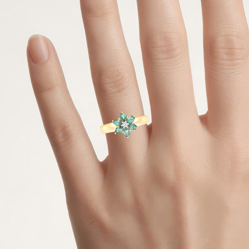 Alexandrite Flower Ring With Diamonds 0.78 Carats 18K Yellow Gold