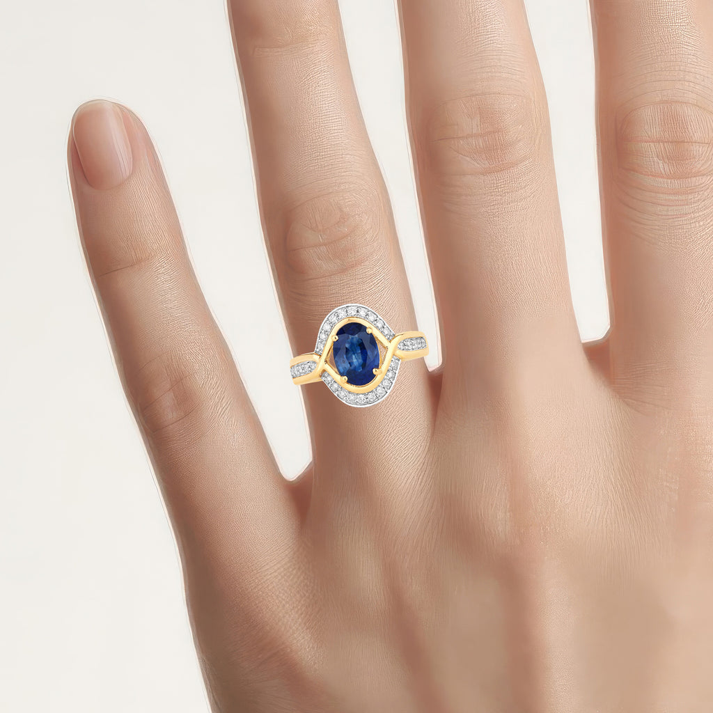 Blue Sapphire Ring With Diamonds 2.33 Carats 18K Yellow Gold