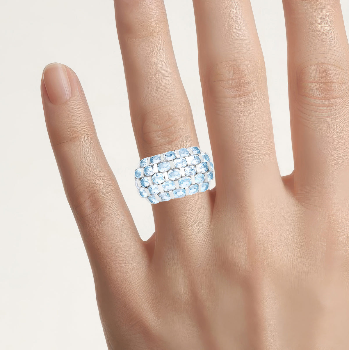 Blue Topaz Ring 5.78 Carats Sterling Silver