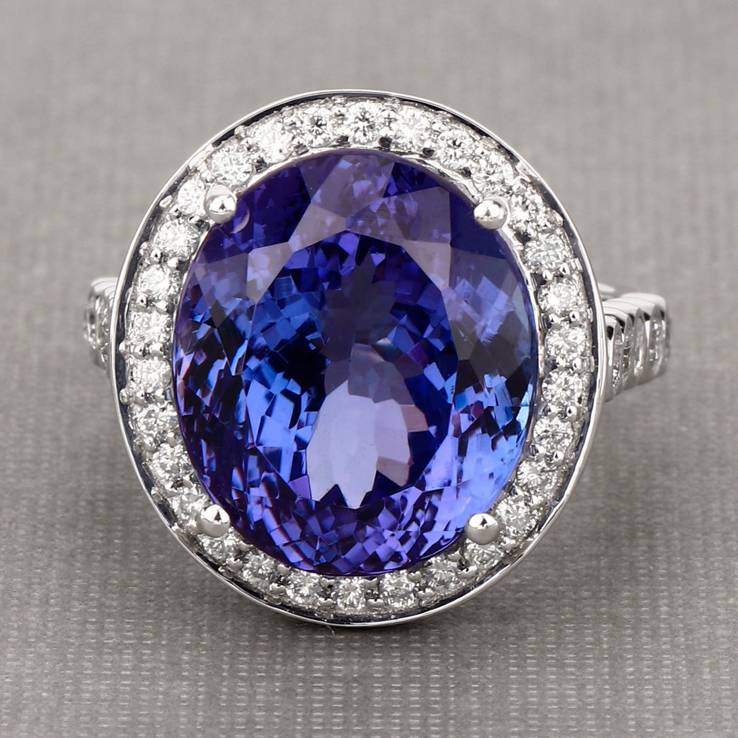 Tanzanite Ring With Diamonds 18.4 Carats 18K White Gold