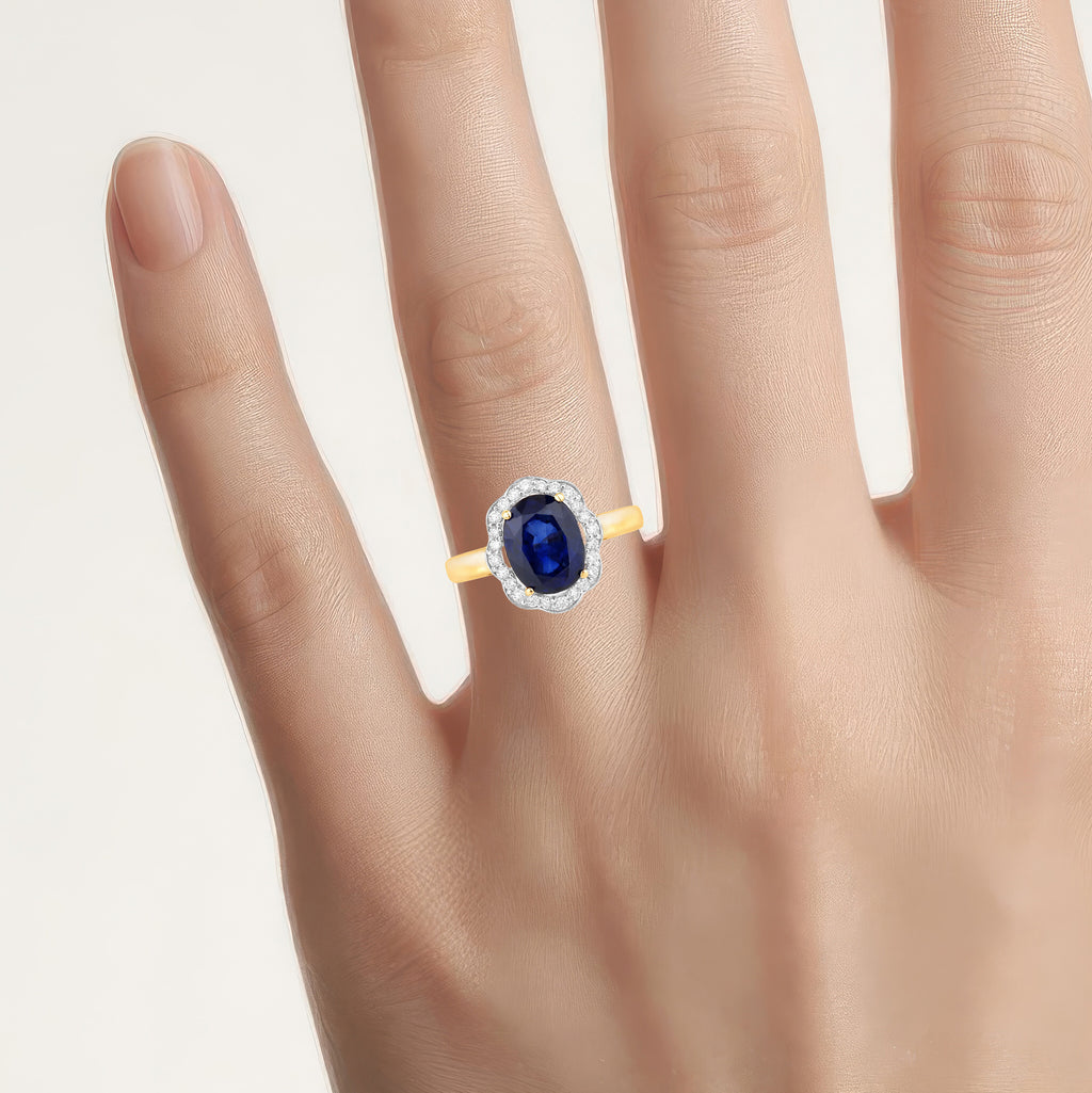 Blue Sapphire Ring With Diamonds 3.54 Carats 18K Yellow Gold