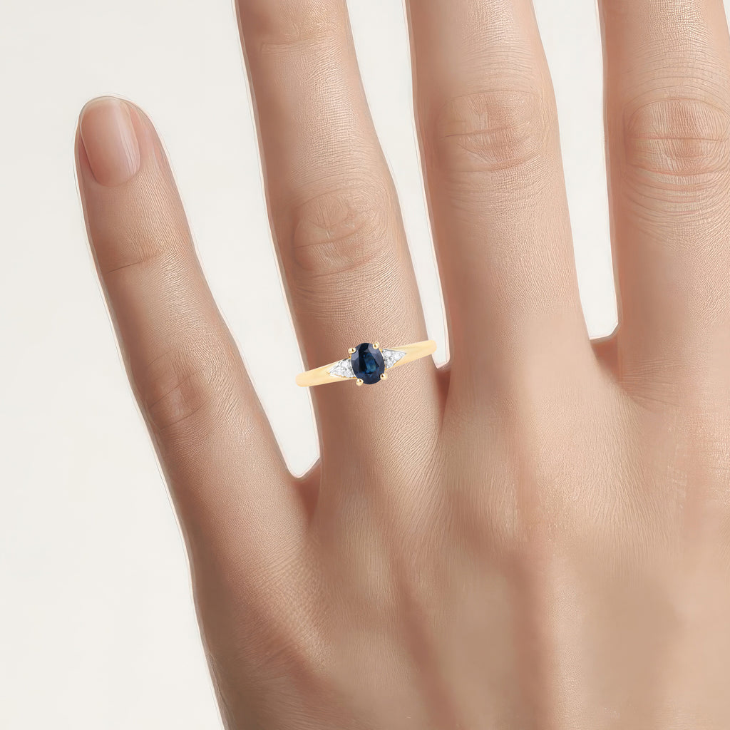 Blue Sapphire Ring With Diamonds 0.8 Carats 14K Yellow Gold