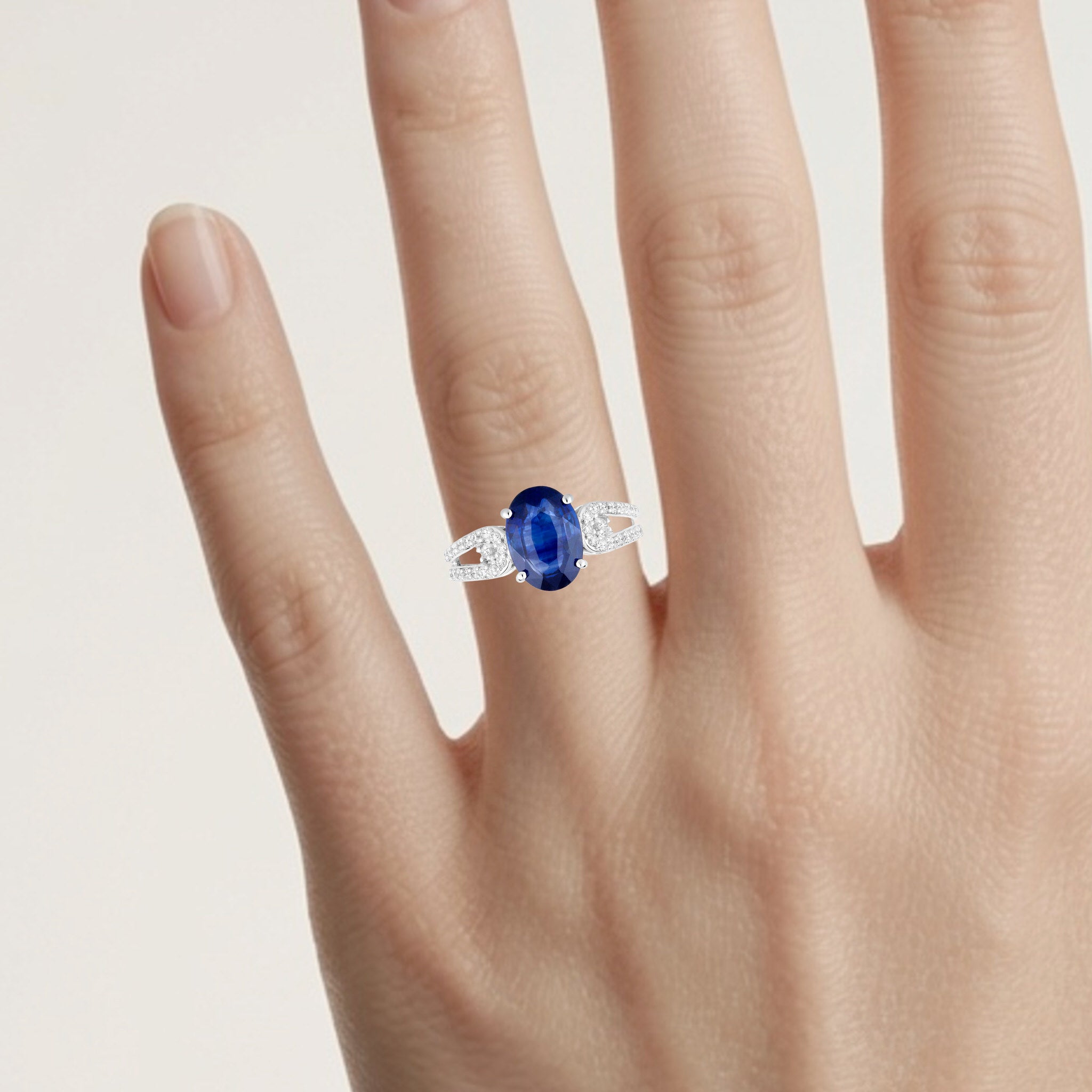 Blue Sapphire Ring With Diamonds 3.58 Carats 18K White Gold