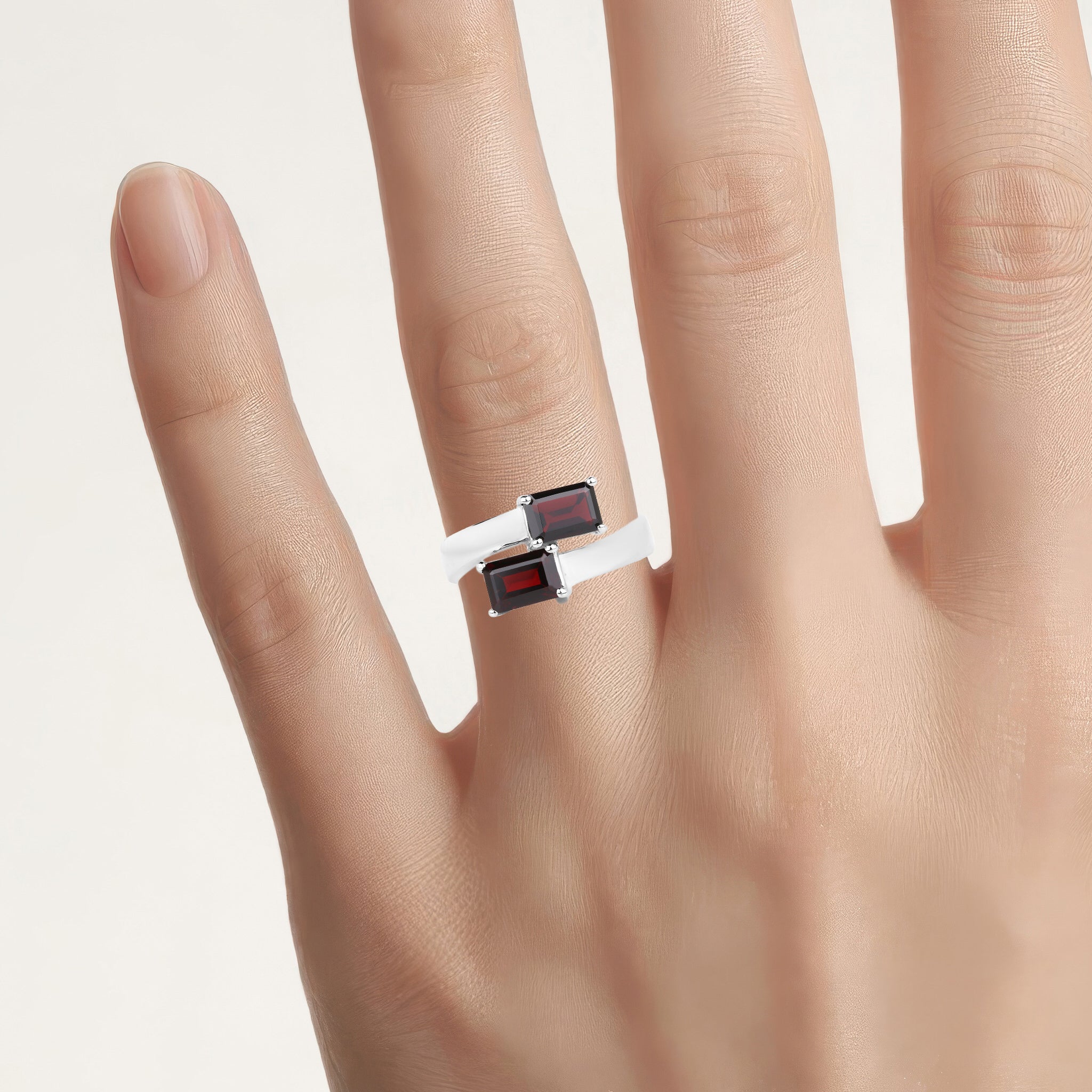 Garnet Ring 2.38 Carats Sterling Silver