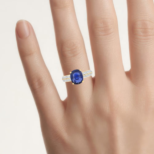 Blue Sapphire Ring With Diamonds 2.6 Carats 18K Yellow Gold