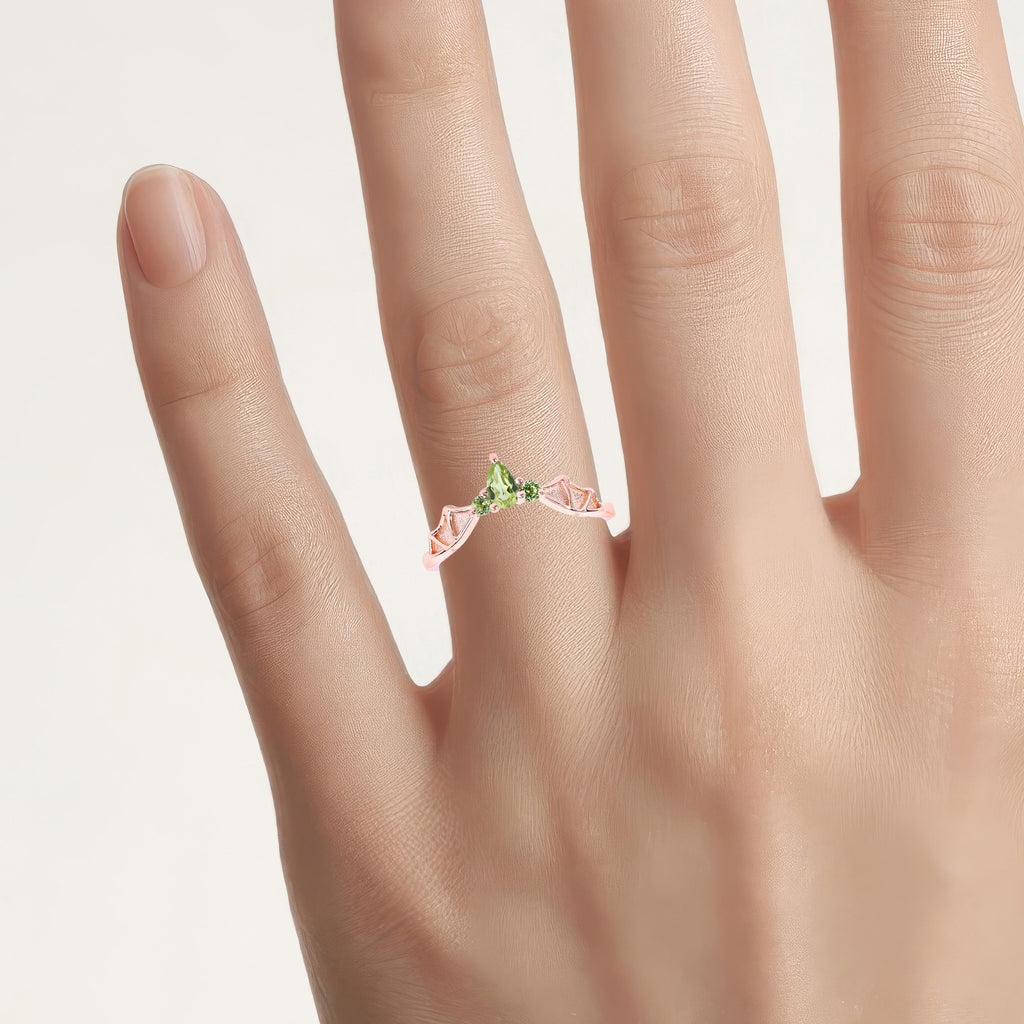 Peridot Bat Ring 0.26 Carats Gold Plated Silver