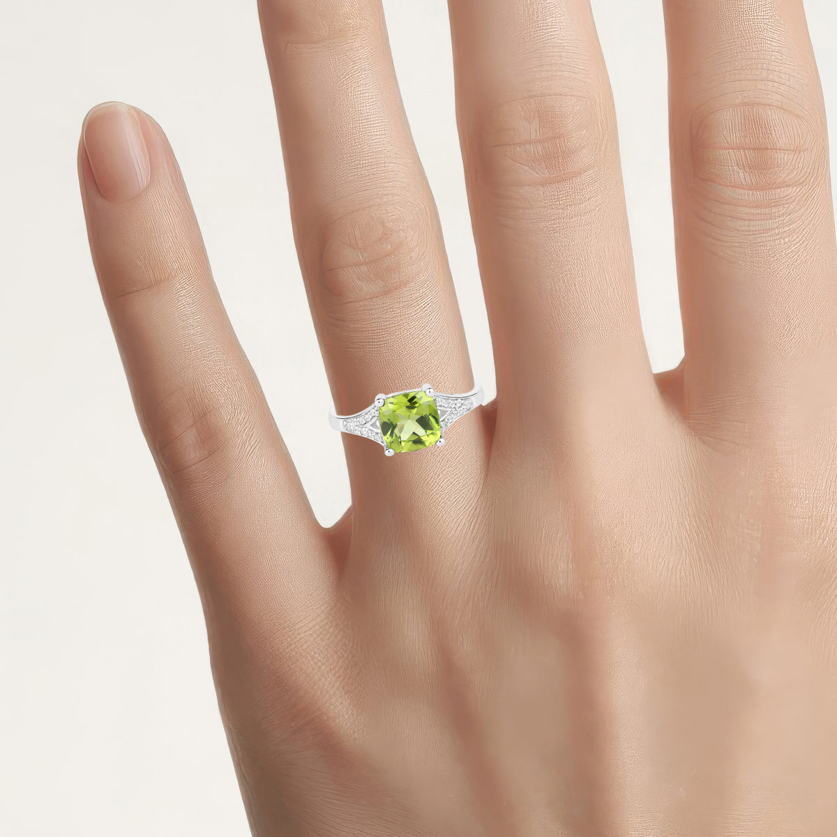 Peridot Ring With White Zircon 2.24 Carats Sterling Silver