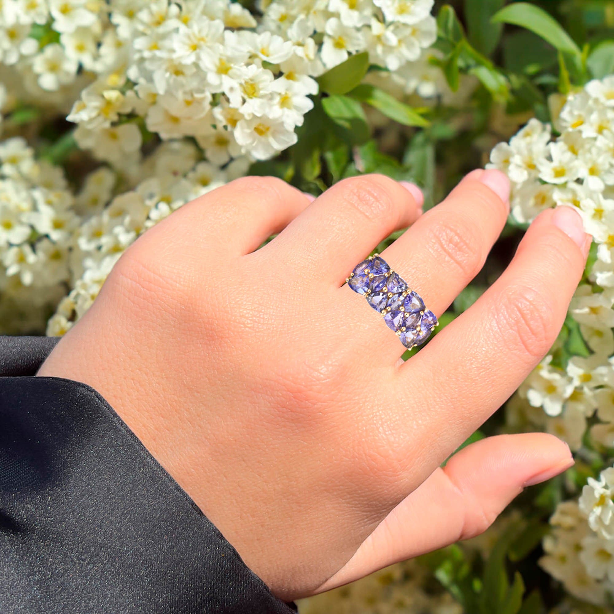 Natural Tanzanite Cluster Ring 2.54 Carats 9K Yellow Gold