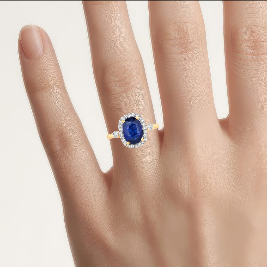 Blue Sapphire Ring With Diamonds 2.66 Carats 18K Yellow Gold