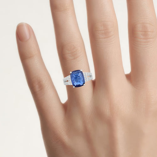 Blue Sapphire Ring With Diamonds 3.4 Carats 18K White Gold