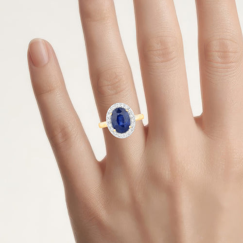 Blue Sapphire Ring With Diamonds 4.48 Carats 18K Yellow Gold