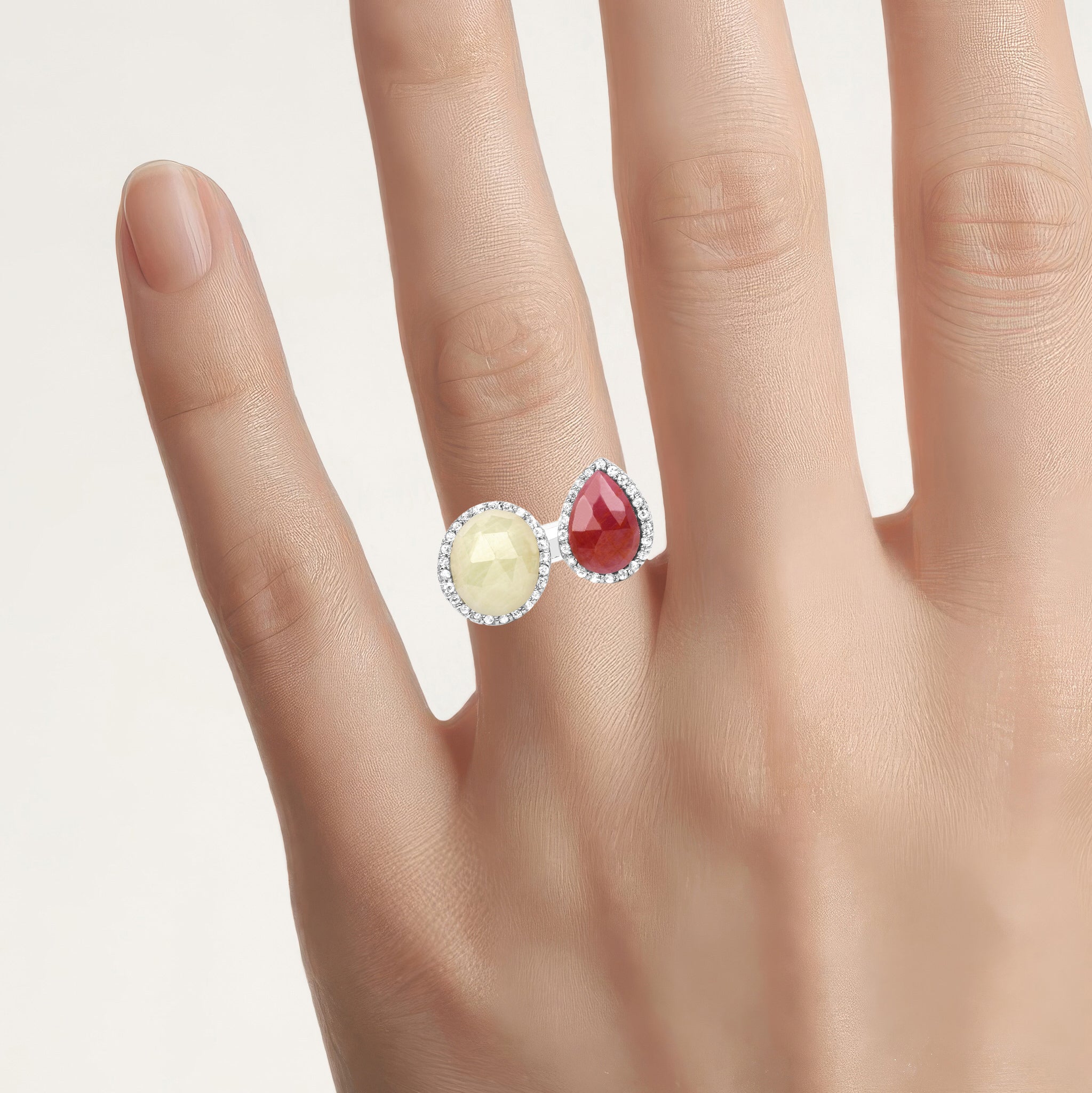 White Sapphire Ring With Pink Sapphire 8.8 Carats Sterling Silver