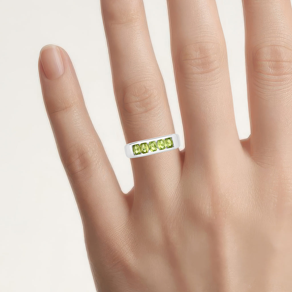 Peridot Ring 0.84 Carats Sterling Silver