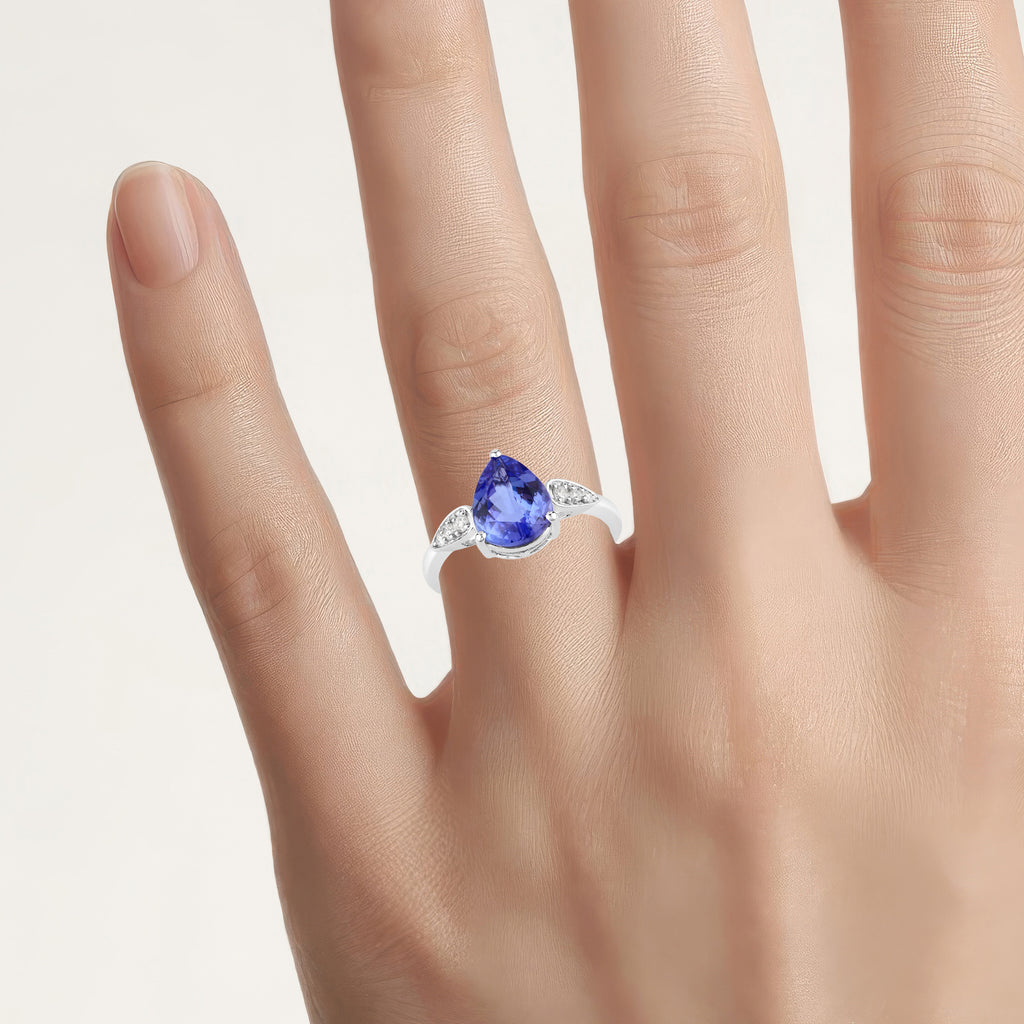 Tanzanite Ring With Diamonds 2.5 Carats 14K White Gold