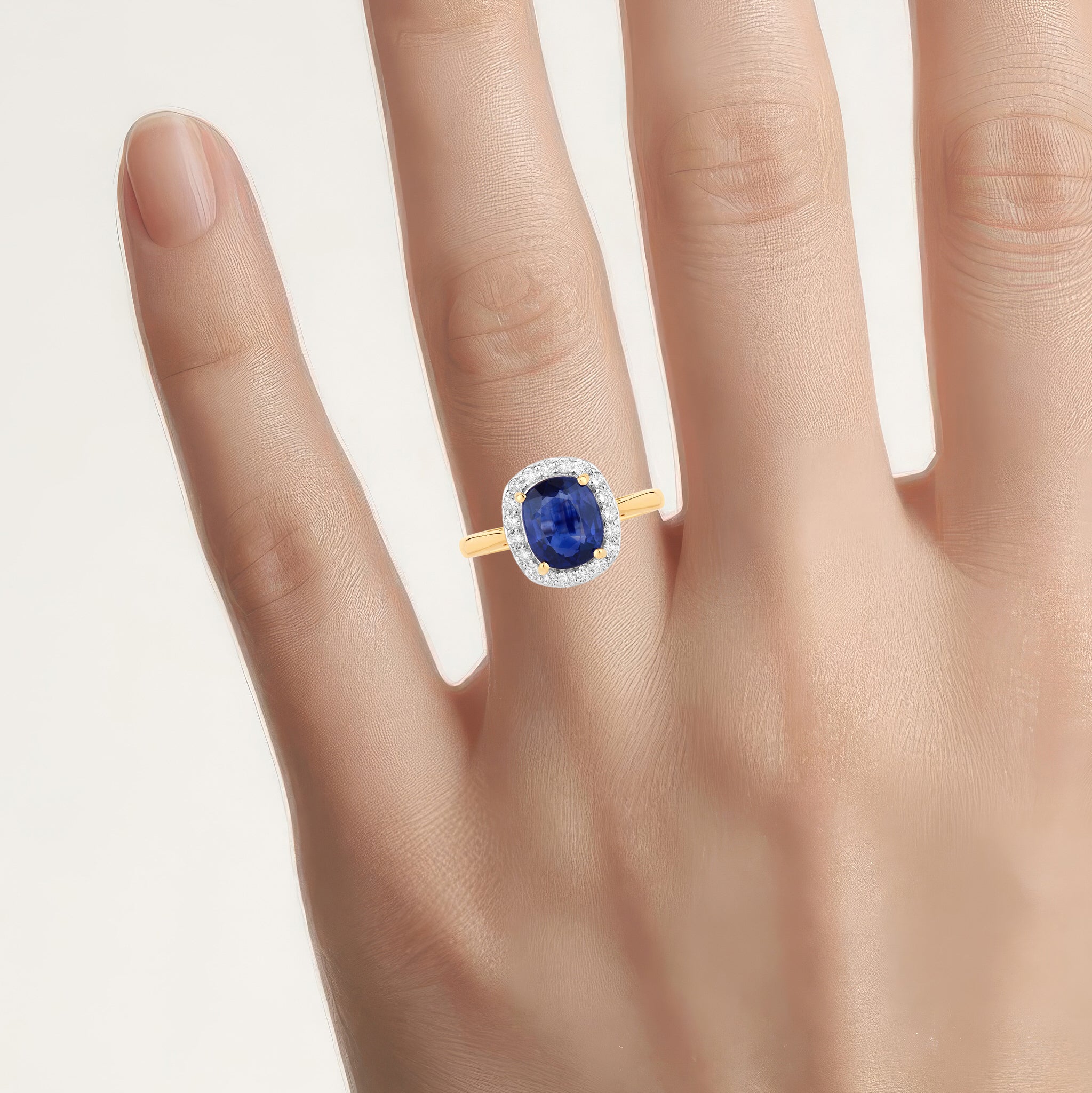 Blue Sapphire Ring With Diamonds 2.48 Carats 18K Yellow Gold
