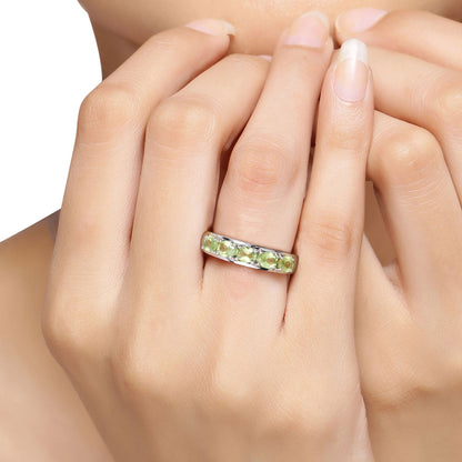 Peridot Ring 0.84 Carats Sterling Silver