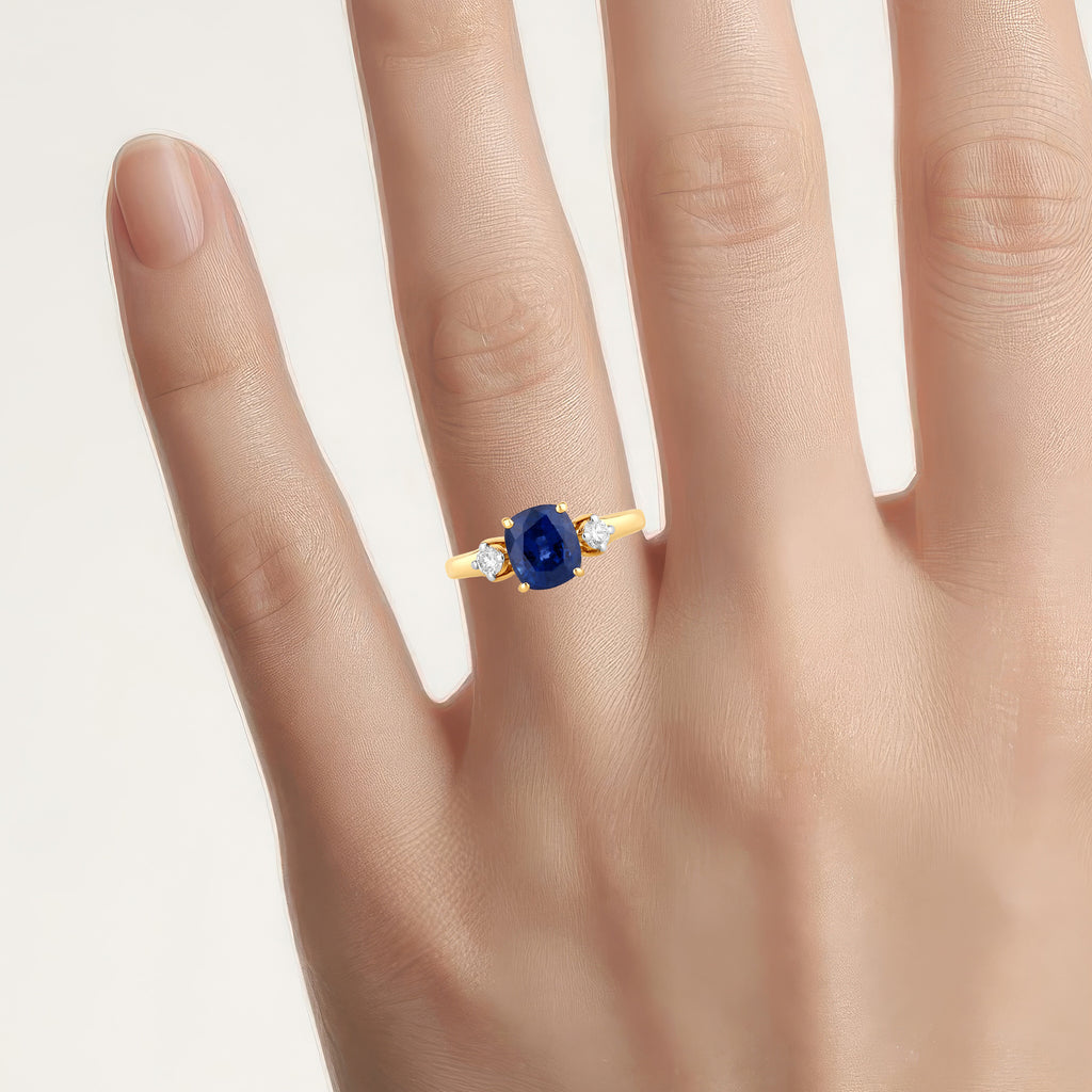 Blue Sapphire Ring With Diamonds 2.38 Carats 18K Yellow Gold