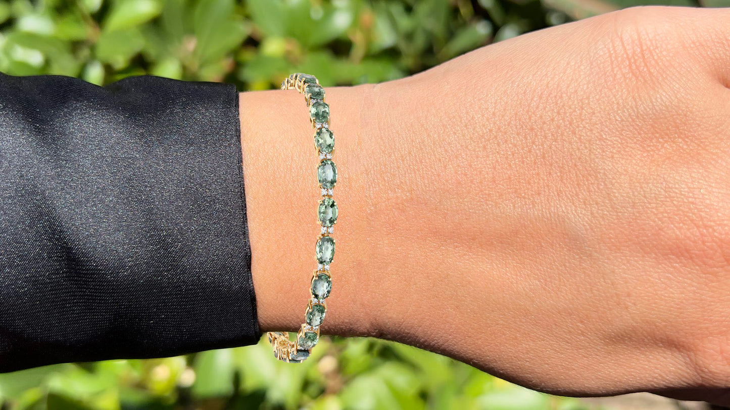 Natural Green Sapphire and Diamond Tennis Bracelet 12.80 Carats 14K Yellow Gold