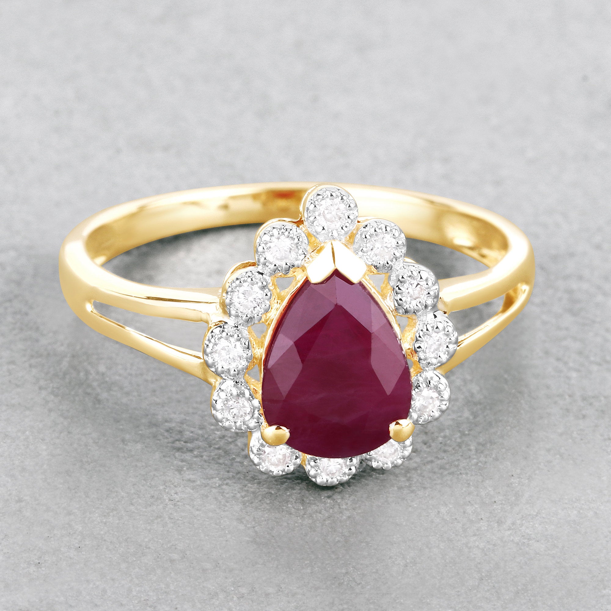 Ruby Ring With Diamonds 1.28 Carats 14K Yellow Gold