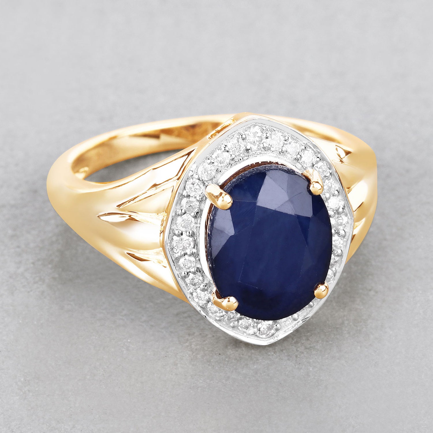 Blue Sapphire Ring With Diamonds 3.26 Carats 14K Yellow Gold