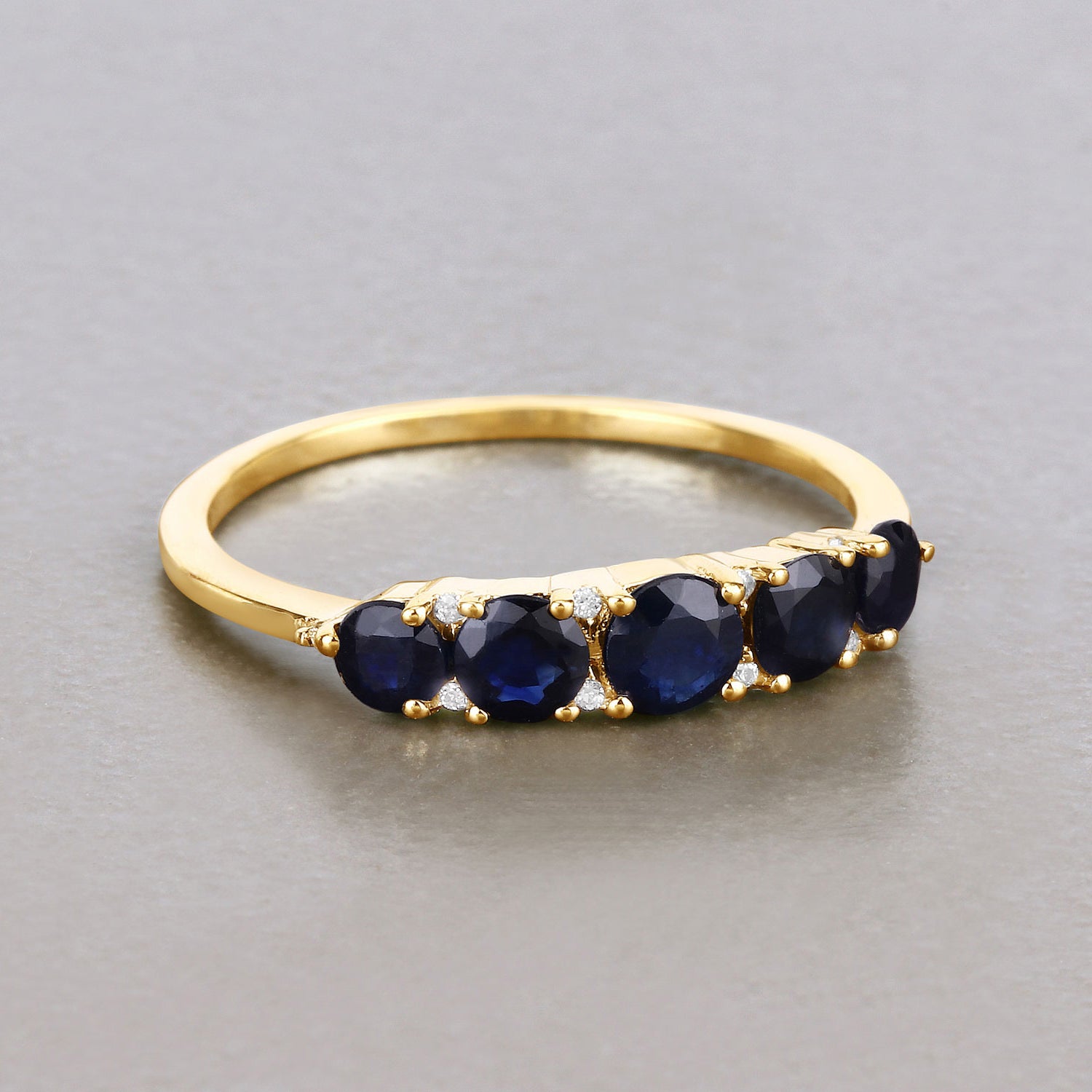 Blue Sapphire Ring With Diamonds 0.98 Carats 14K Yellow Gold