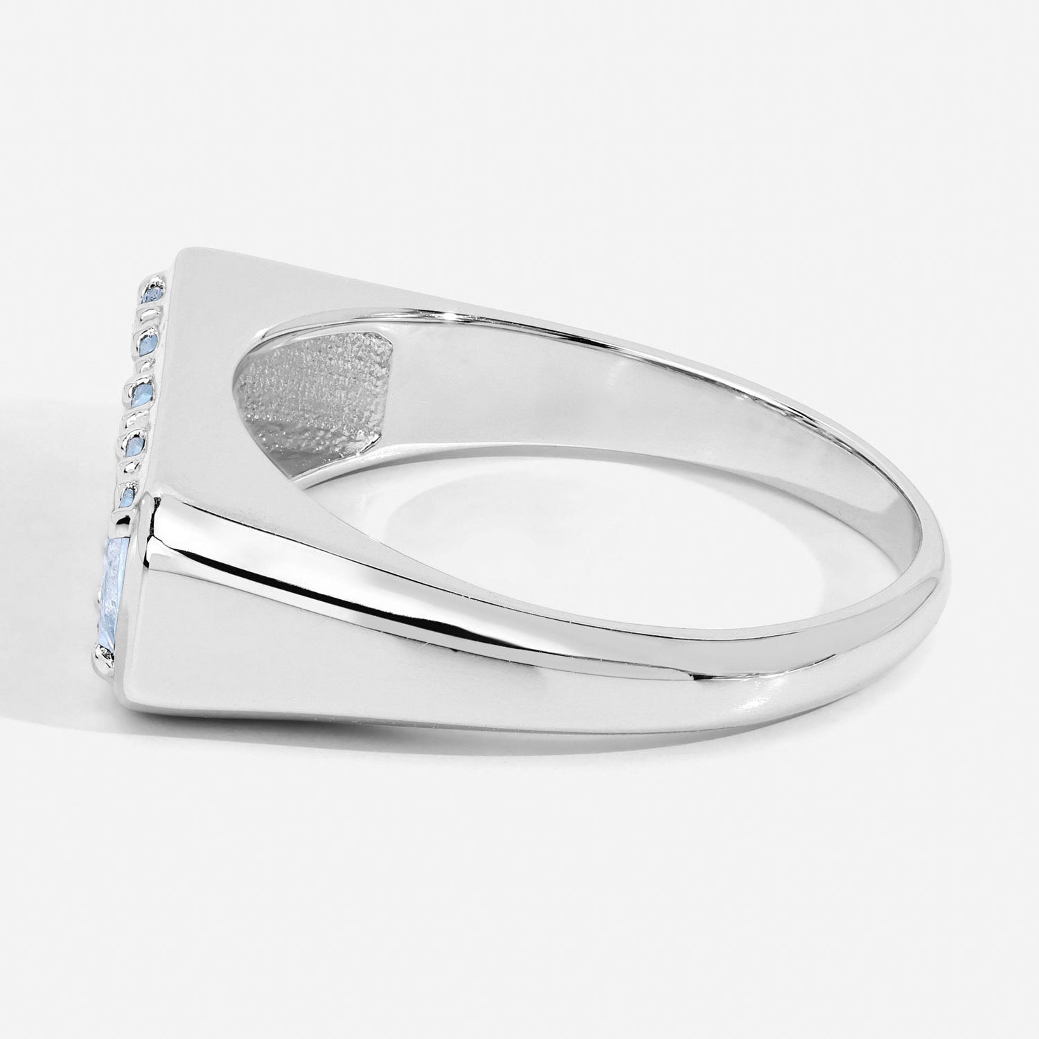 Blue Topaz Ring 0.94 Carats Sterling Silver