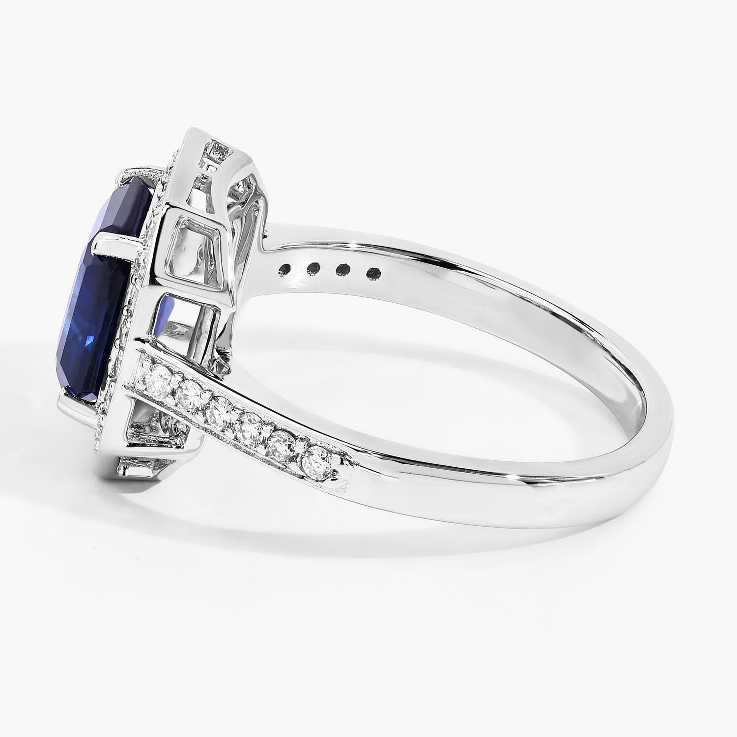 Blue Sapphire Ring With Diamonds 2.96 Carats 18K White Gold