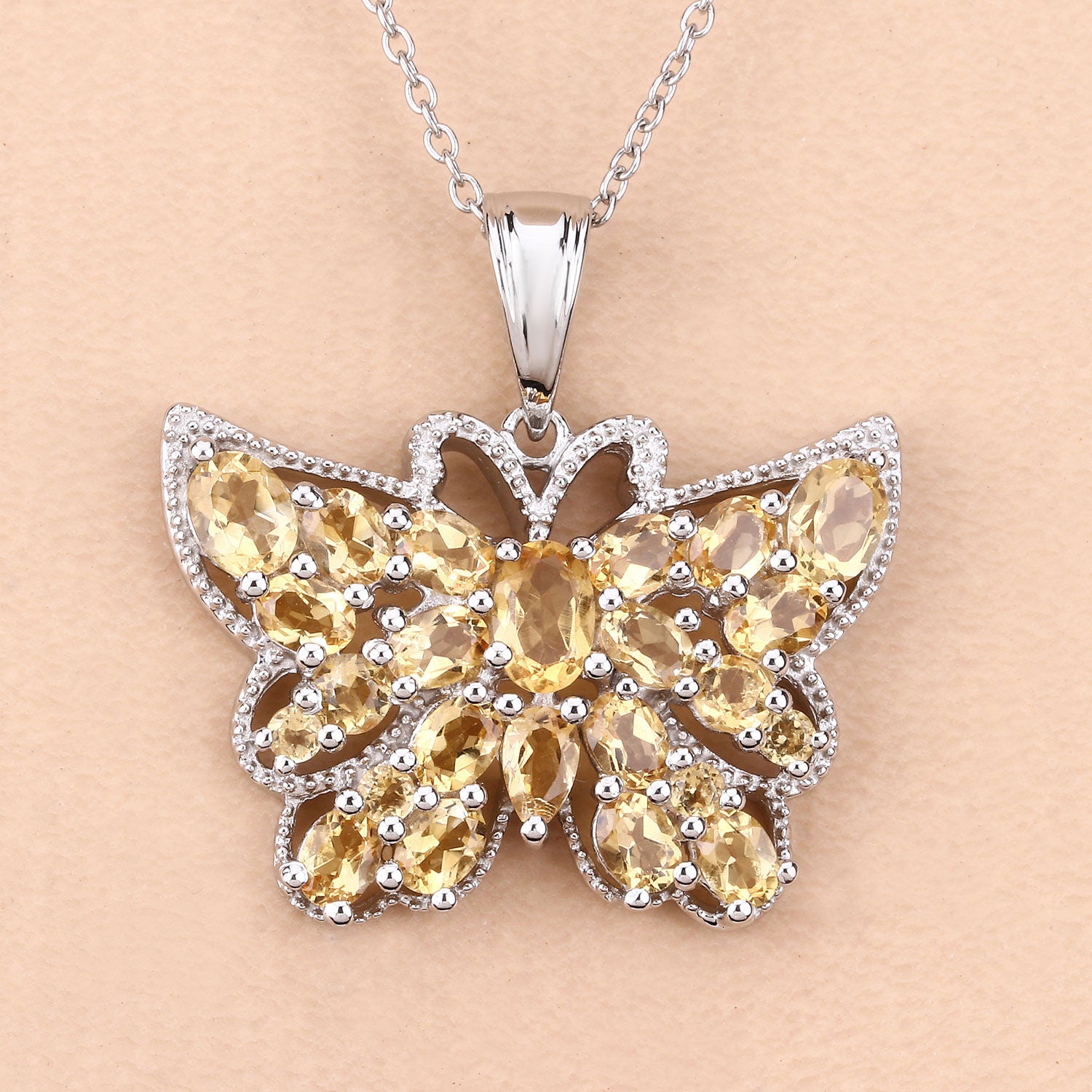 Citrine Pendant 3.78 Carats Sterling Silver