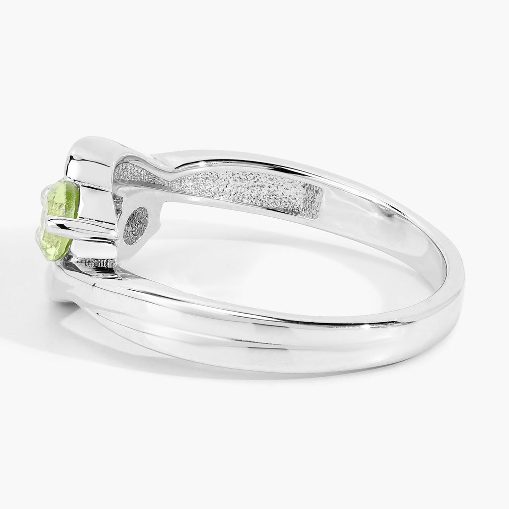 Peridot Ring 0.7 Carats Sterling Silver