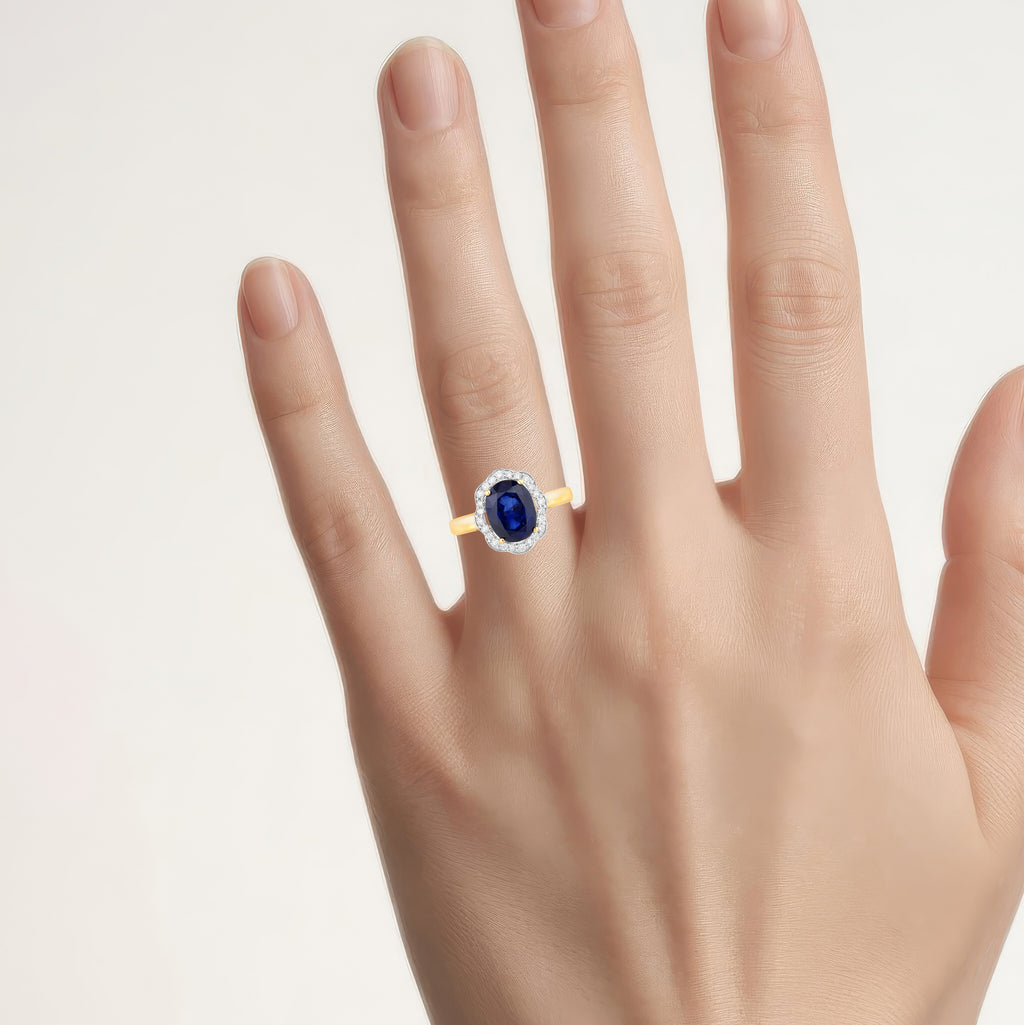 Blue Sapphire Ring With Diamonds 3.54 Carats 18K Yellow Gold