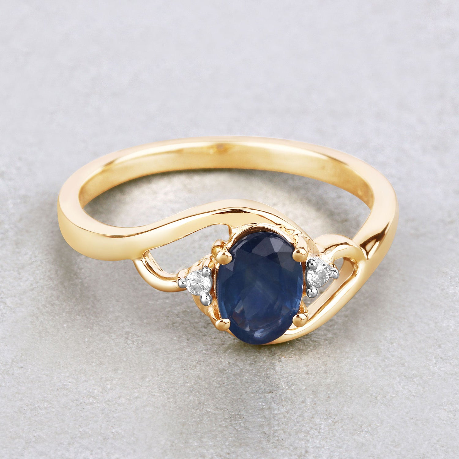 Blue Sapphire Ring With Diamonds 0.96 Carats 10K Yellow Gold
